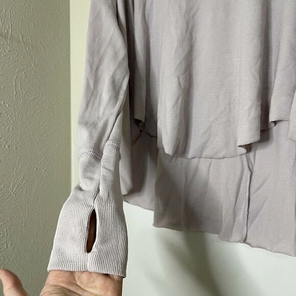 By Together long sleeve oversized ribbed shirt in dusty pink size small - Picture 3 of 6